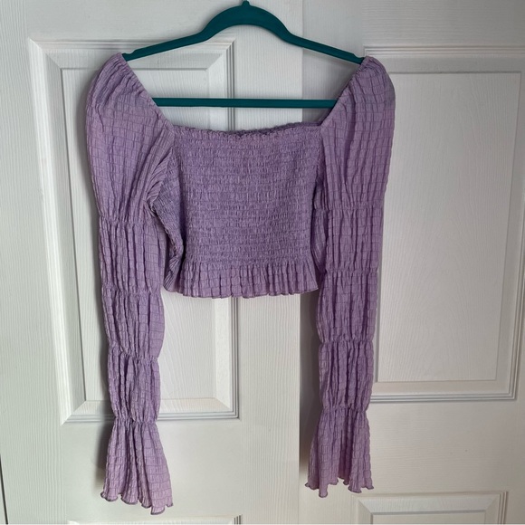 SMOCKED CROPPED TOP IN LAVENDER - Picture 3 of 12